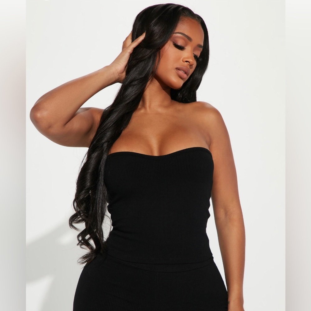 Fashion Nova Nicolette Snatched black ribbed tube top